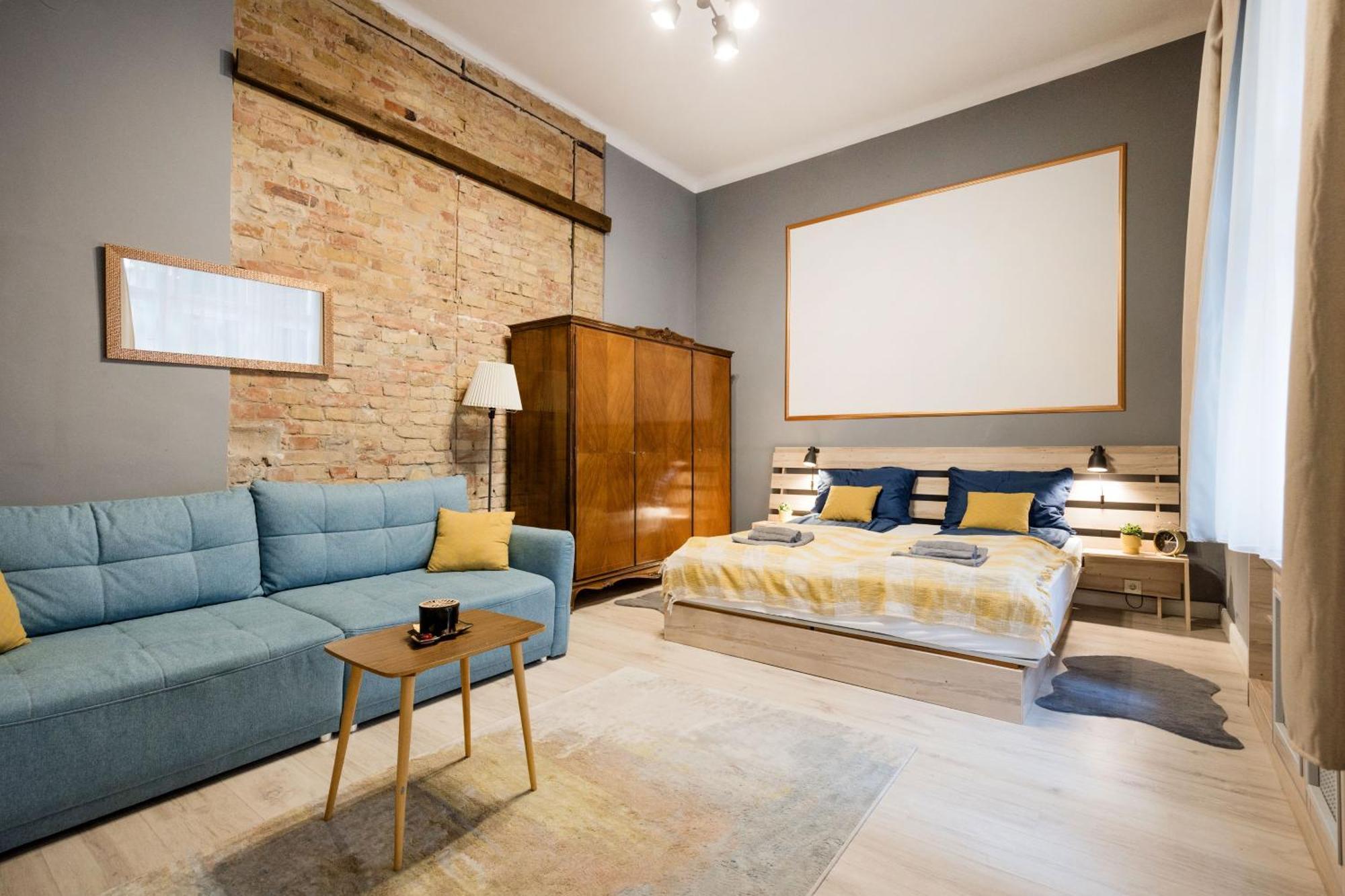 Urban Tranquillity By The Main Shopping Street Apartment Budapesta Exterior foto